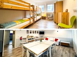Ferienwohnungen Grabbeallee Three, khách sạn ở Berlin
