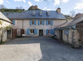 Maison à Génos pour 8, proche lac, jardin et poêle à bois - FR-1-695-73, Hotel in Génos