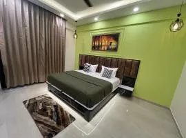 Luxuriesstay in Omaxe Hazratganj