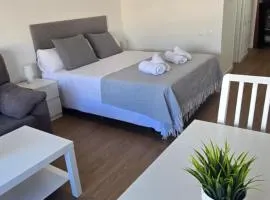 Triana Apartahotel