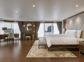 Paradise Legacy Cruise Halong