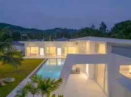 Luxurious Tropical 4br Villa Mimi With Private Pool