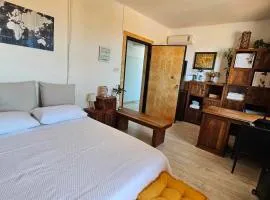 Cozy Room wtih Amazing Sea View of the Old Harbour