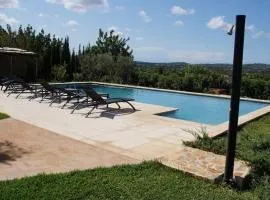 Villa with garden, pool and views, remote-working