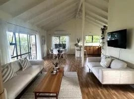 Coastal Escape - Cooks Beach