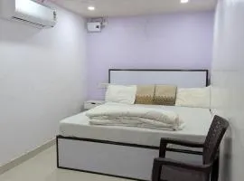 Meenakshi Guest House