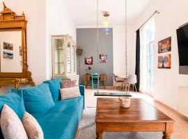 Neoclassical Loft in Monastiraki - Acropolis and metro