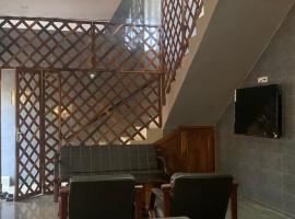 Villa Malya-Rez de chaussée Privé et indépendant avec deux chambres dans une maison-, hotel v destinaci Saly Portudal