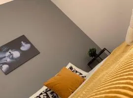 Central Lisbon rooms, best location for tourists