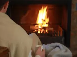 A Hilltop Country Retreat