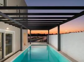 Luxury Villa Lovre seaside heated pool sauna