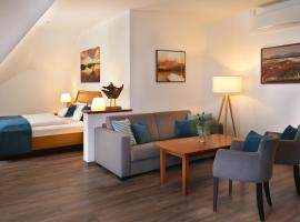 Gasthof zur Post Oberwirt, hotel v destinaci Chieming