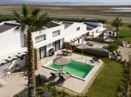 Flamingo View Suites & Villas