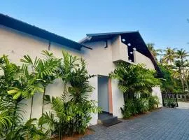PPR Courtyard Guruvayur by LexStays
