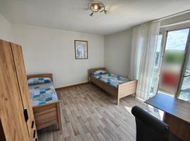 Schöne Unterkunft für Reisende & Berufstätige, hotel in Merseburg