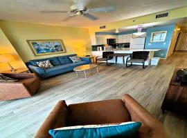 Vacation in Comfort and luxury 1BR Oceanfront -Wyndham Ocean Walk 703