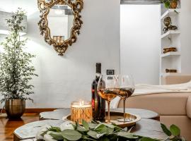 Trevi Fountain Luxury Guest House