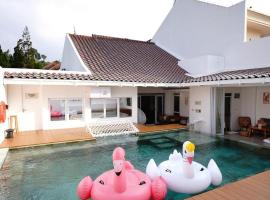 Kala Cabin Cinema, Hotel in Bongkor