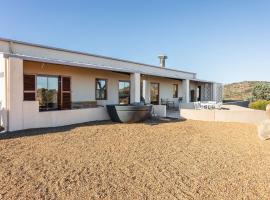 On Top At Paardeberg, Hotel in Morelig