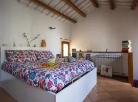 Bloom and Wood - A Zen retreat at Villa Emily
