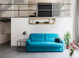 Spacious Modern Loft Steps from Trevi Fountain