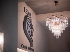 Leone Camere D'autore - Rooftop Prince Centro Storico, hotel con hidromasaje en N&aacute;poles