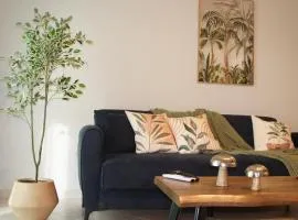 Bright Nest - Stylish Apt with Great View