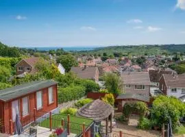 2BD Holiday Home Stunning views of the Sea & Gower