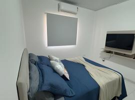 AP 6 C/Garagem>Ar>Wifi>Cozinha>Tv Disney+>Pet free, pet-friendly hotel in Ji-Paraná