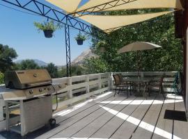 5EZ Ranch Barn-Get away from it all, easy access, hotel v destinaci Dunlap