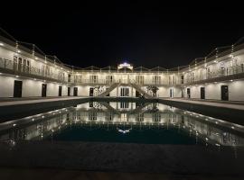 THE TRADE INTERNATIONAL HOTEL Jaipur, hotell sihtkohas Bagru