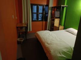Hotel Baishnav, Mugling Kurintar Mankamana, Hotel in Upardāng Garhi