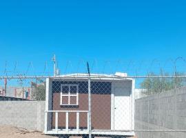 Bonito Estudio en una casa mobil