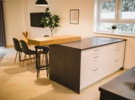 HUGOS Design House am Waldrand - ruhig & modern