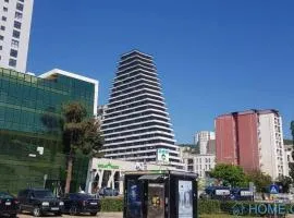 apartment in Tetris building Piramida, 150m from the State subway
