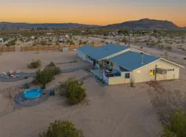The Ranger Station plus Club House with Hot Tub