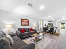 Close to Atlantic Ave, Beach! Hot Tub-5 Beds-King