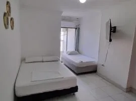 Habitación en el rodadero a solo pasos del mar