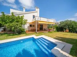 Villa in L Escala with Private Pool & Beaches