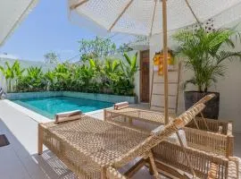 Villa Pop Cozy 2BR Villa & Pool Seminyak
