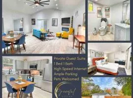 Decatur Bungalow Cozy Comfort & Convenience