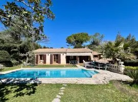 Charming Provençal Villa with pool and garden