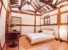 HAEMIL Hanok 해밀한옥