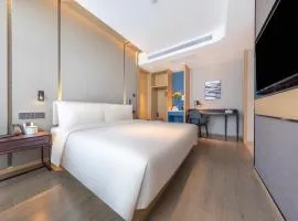 Atour Hotel Qingdao North Station Middle Chongqing Road