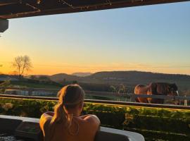 Tan Y Bryn Glamping, Glampingunterkunft in Conwy