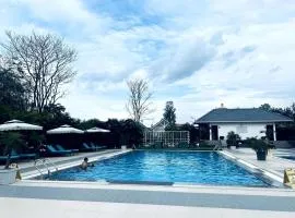 TVR resort - Luxury Villas With Bathtub and Pool