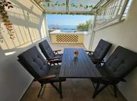 Exotic Sea-View Apartment