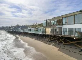 Malibu Cove Colony Beach by Stay Awhile Villas