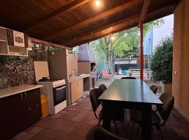 Vila Naty, hotel em Costinesti