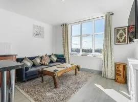 The Loft - with skyline views